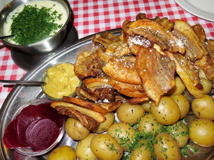 Stegt Flaesk with parsley sauce